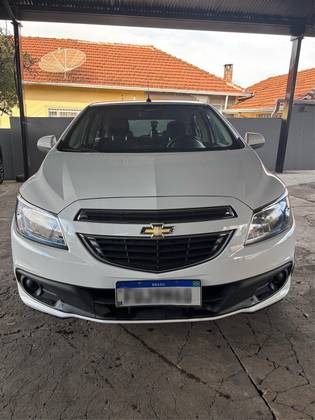 CHEVROLET ONIX 1.4 MPFI LT 8V FLEX 4P AUTOMÁTICO CHEVROLET ONIX 1.4 MPFI LT 8V FLEX 4P AUTOMÁTICO